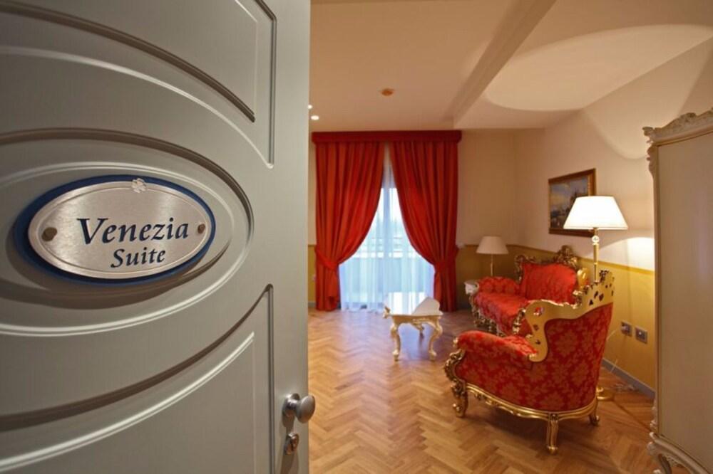 Grand Hotel Forli Luaran gambar