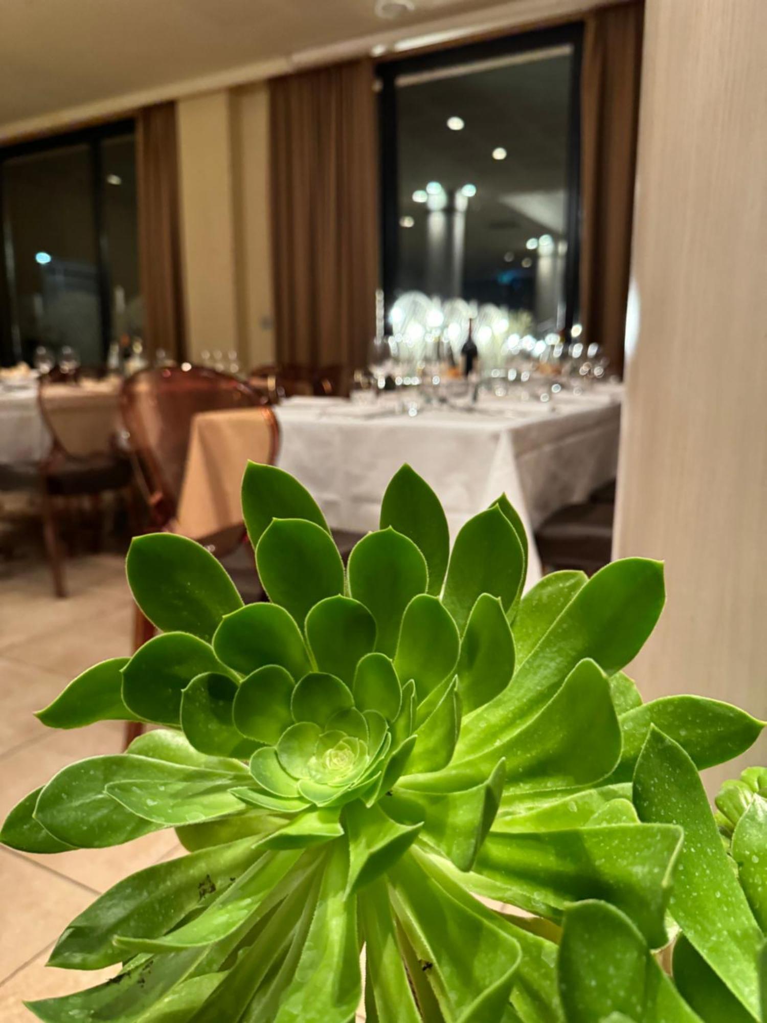 Grand Hotel Forli Luaran gambar