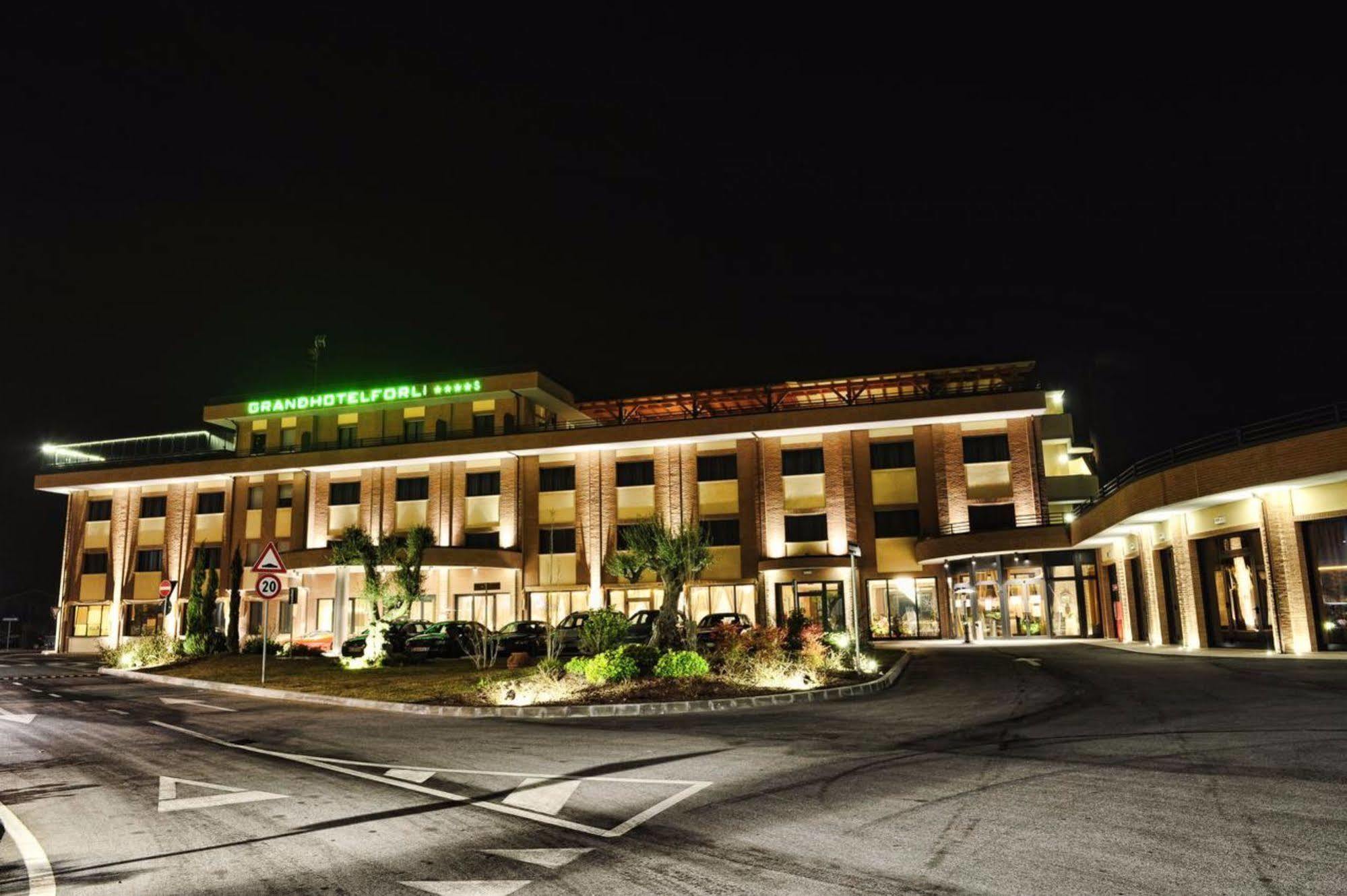 Grand Hotel Forli Luaran gambar